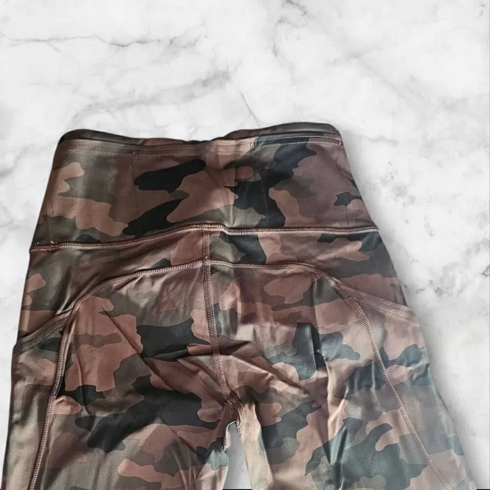 Lululemon Size 4 Camo Fast & Free Leggings